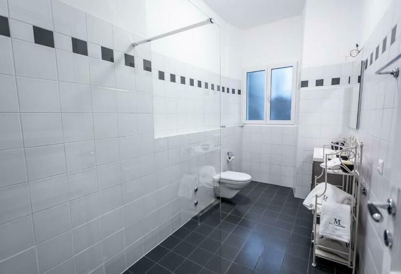 سوییت خانوادگی, Villa Muralto Rooms & Garden
