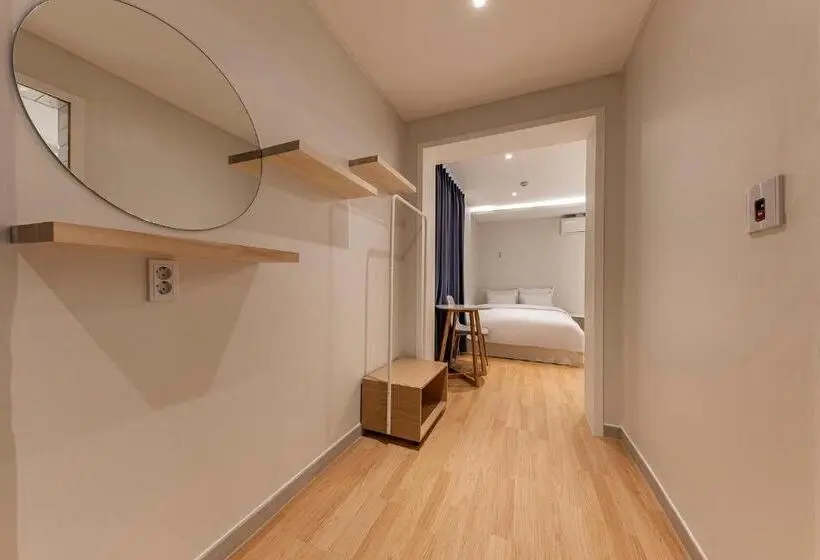 ファミリールーム, 1962 Business Hotel Chuncheon Branch