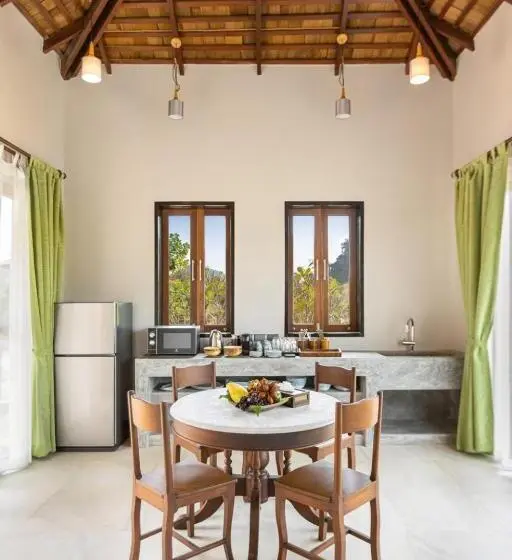 ガーデンビューの１ベッドルームビラ, Samsam Yao Noi  Andaman Magic & Art Villas