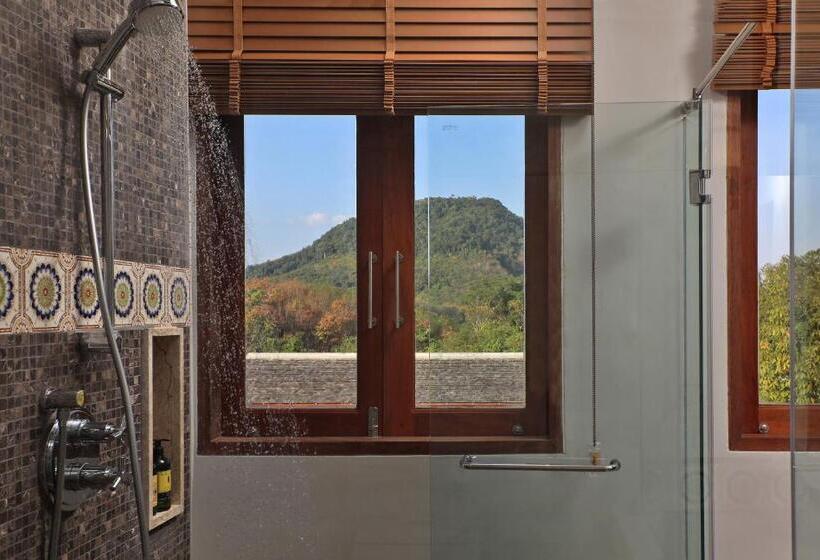 Suite, Samsam Yao Noi  Andaman Magic & Art Villas