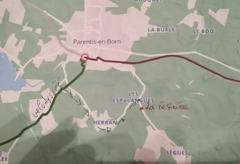 ファミリールーム, La Résinière De Pirique