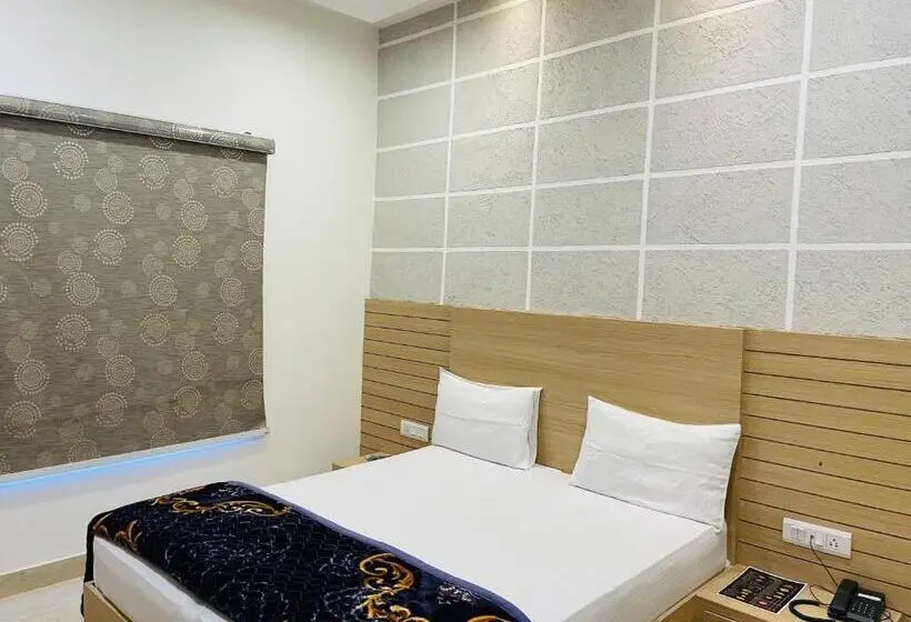 スタンダードルーム, Siddharth Bnb Near Golden Temple