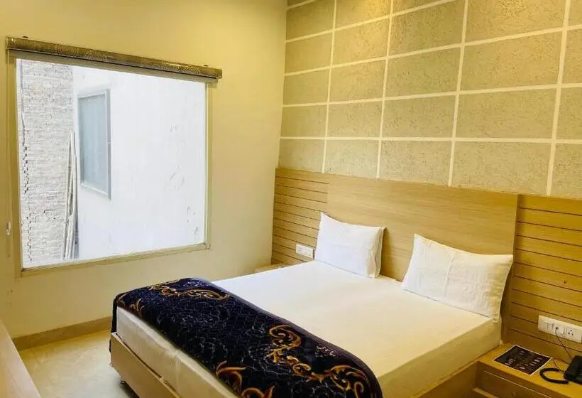 スタンダードルーム, Siddharth Bnb Near Golden Temple