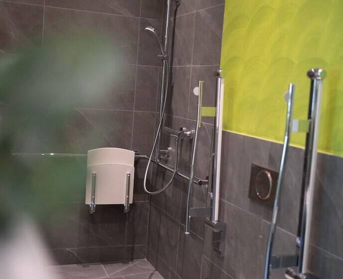 スタンダードルーム, Eee Hotel Liezen