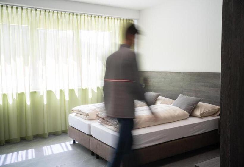 ファミリールーム, Eee Hotel Liezen