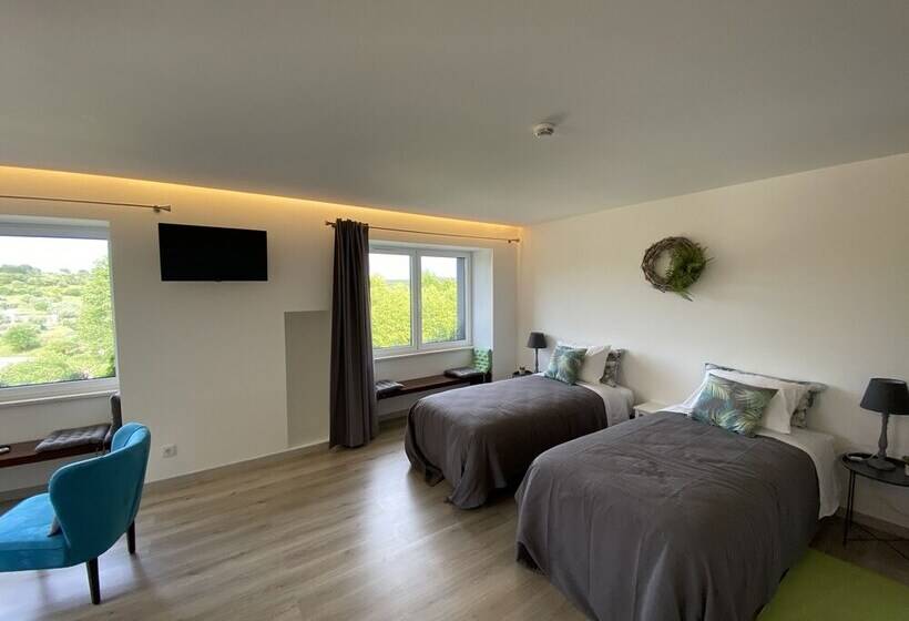 غرفة عائلية, Olhos D  água Alojamento Local