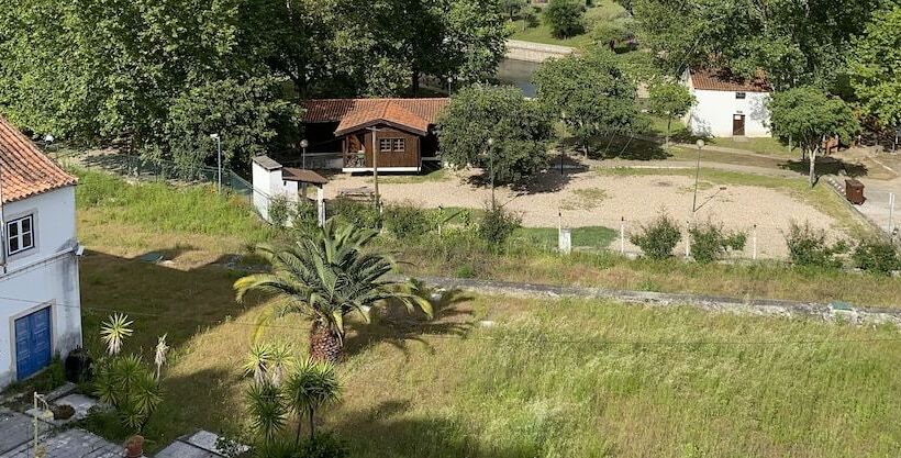 غرفة عائلية, Olhos D  água Alojamento Local