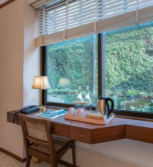 Номер Basic, Amrit Bhawan