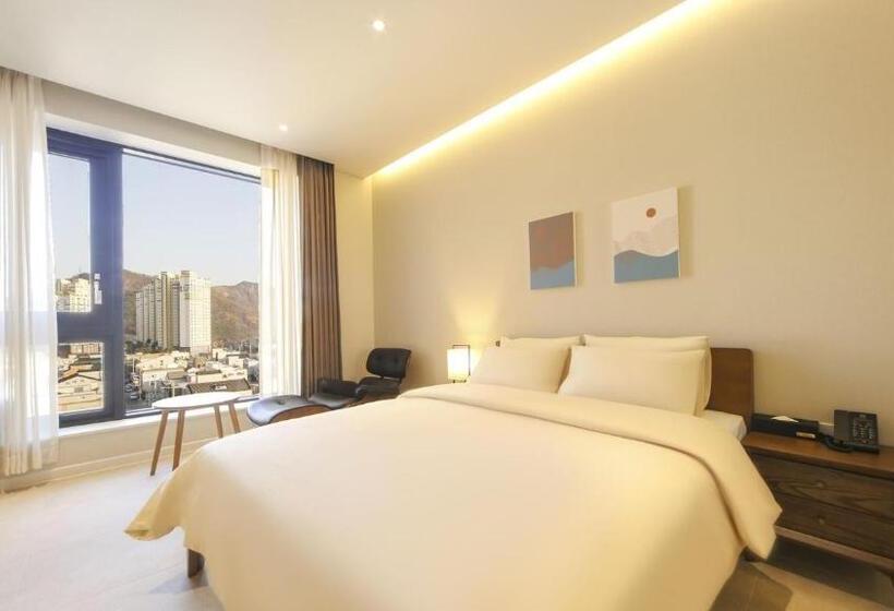 デラックスルーム, Hermon Hotel Gangseo