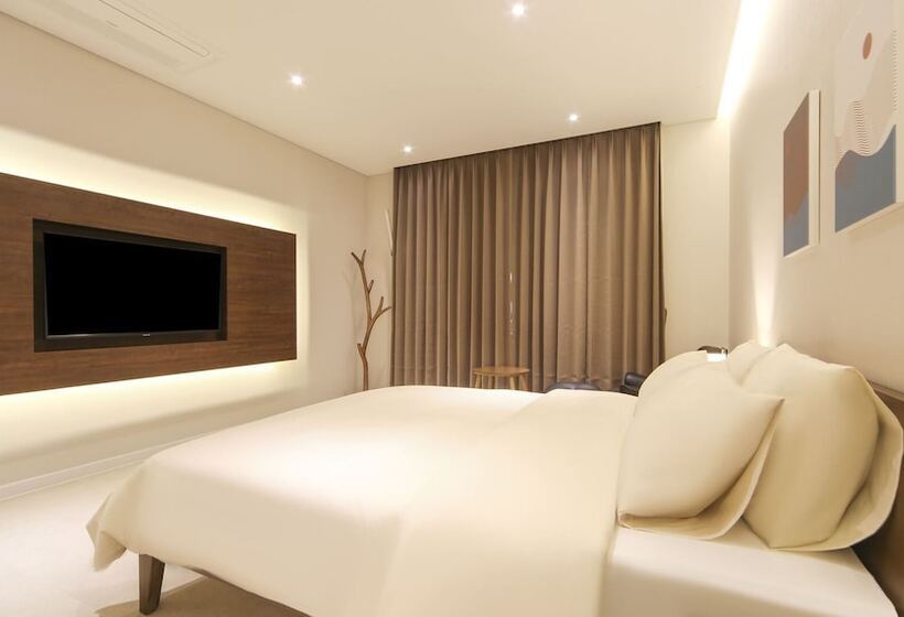 デラックスルーム, Hermon Hotel Gangseo