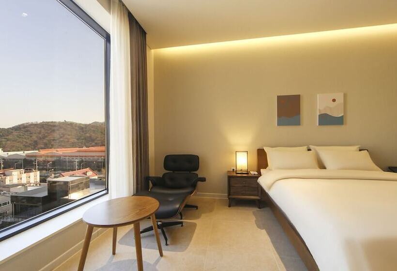 デラックスルーム, Hermon Hotel Gangseo