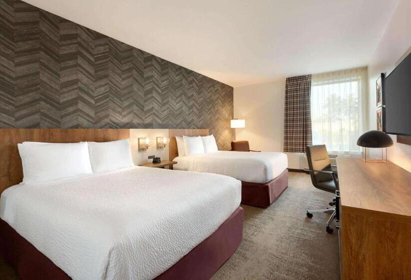 Номер Стандарт, La Quinta Inn & Suites By Wyndham Santa Rosa Sonoma
