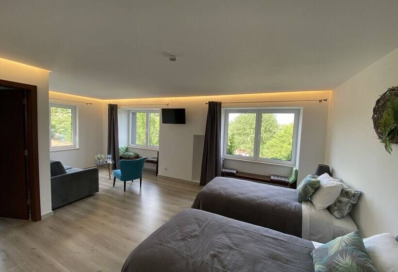 غرفة عائلية, Olhos D  água Alojamento Local