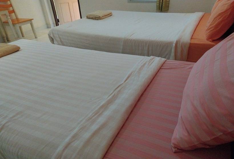 غرفة عائلية, Review Resort