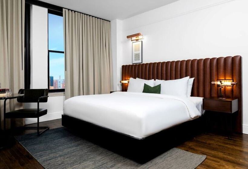 디럭스 룸, Surety