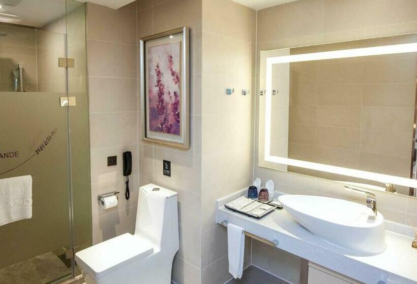 Люкс Повышенной Комфортности, Lavande Hotel Chongqing West Station Baguo Cheng