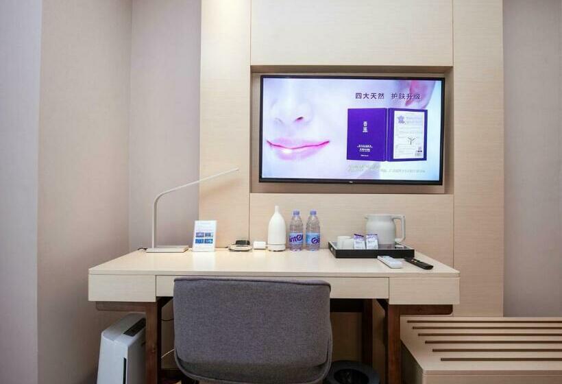 Люкс Повышенной Комфортности, Lavande Hotel Chongqing West Station Baguo Cheng