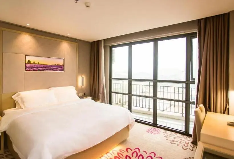 キングサイズベッドのデラックスルーム, Lavande Hotel Guilin Convention And Exhibition Center