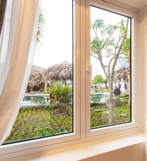 اتاق استاندارد با چشمانداز باغ, Sona Resort