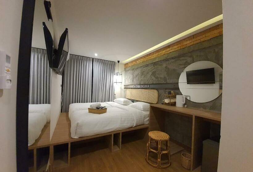 스탠다드 스튜디오, The Singha Hotel   Korat