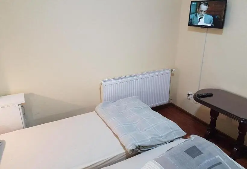 اتاق استاندارد سه نفره, Hostel Beko