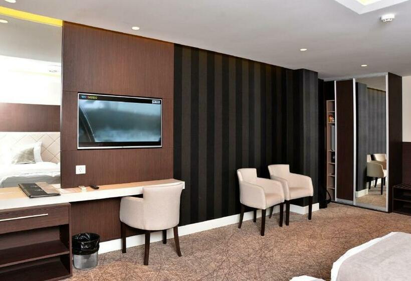 اتاق استاندارد, Garni Hotel Aveny