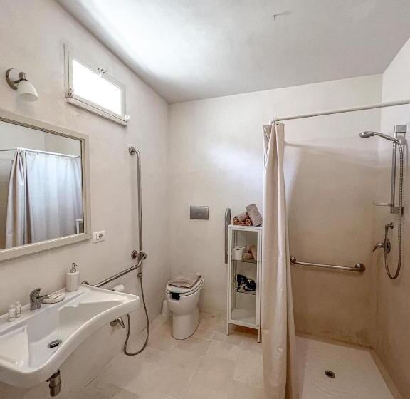 شقة غرفة واحدة, Masseria Pavone