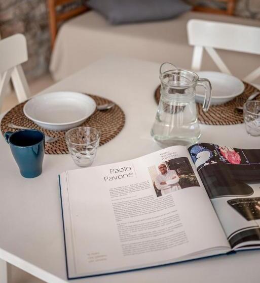 شقة غرفة واحدة, Masseria Pavone