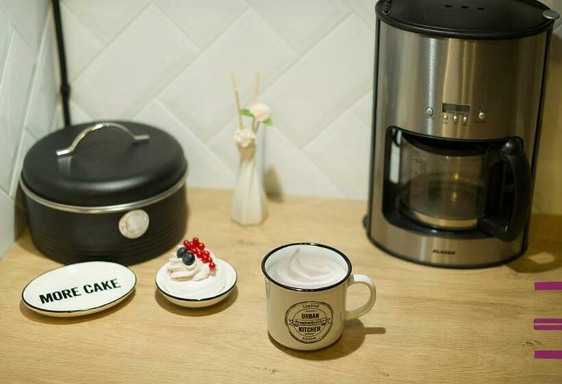 Łóżko we Wspólnym Pokoju, Inverve Hostel