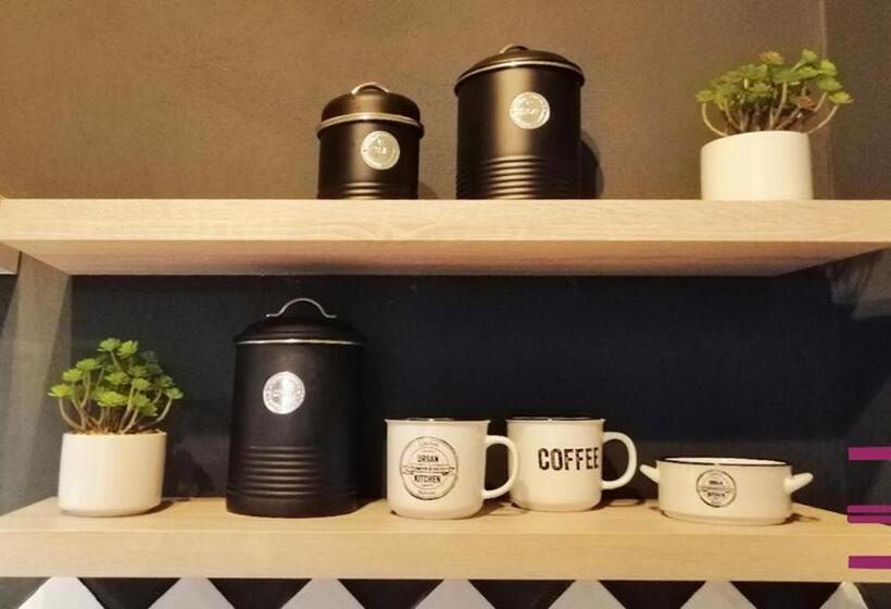 Łóżko we Wspólnym Pokoju, Inverve Hostel