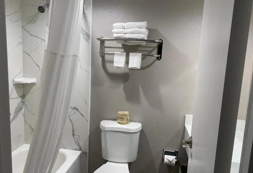 اتاق لوکس با تخت بزرگ, Motel 6 Bullhead City, Az  Laughlin