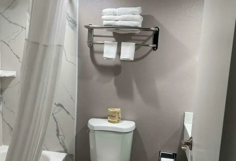 اتاق لوکس با تخت بزرگ, Motel 6 Bullhead City, Az  Laughlin