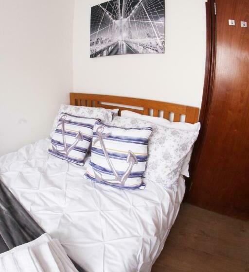 标准间, College Street Abode