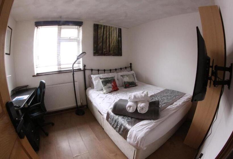 标准间, College Street Abode