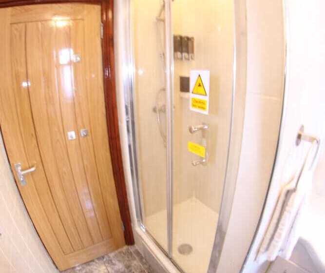 豪华房间, College Street Abode