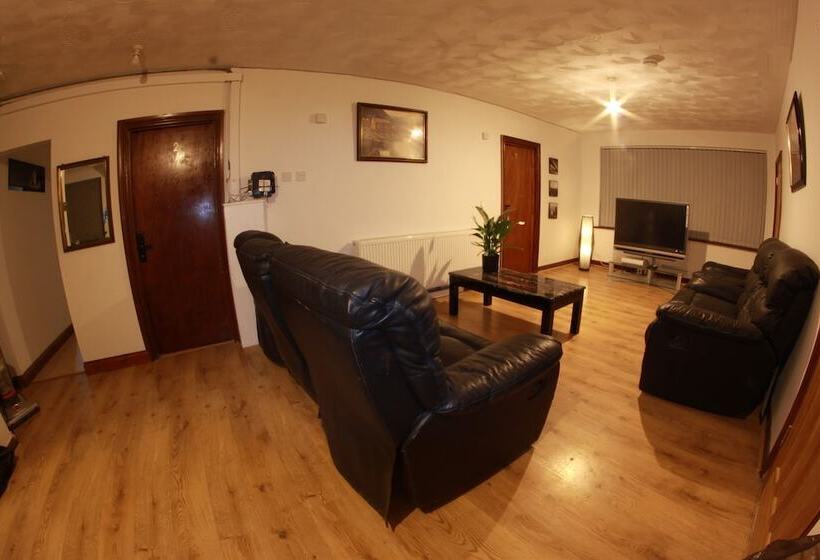 豪华房间, College Street Abode