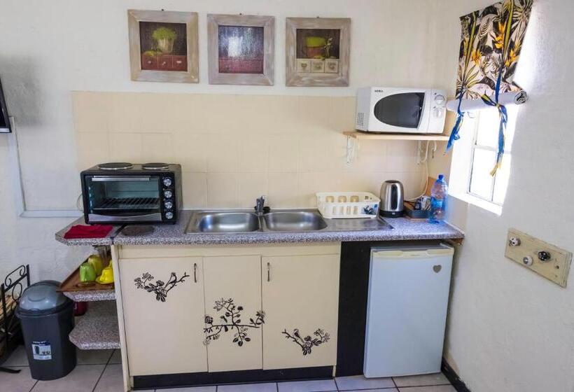 استودیو استاندارد با تخت کینگ, Peace Corner Cottages