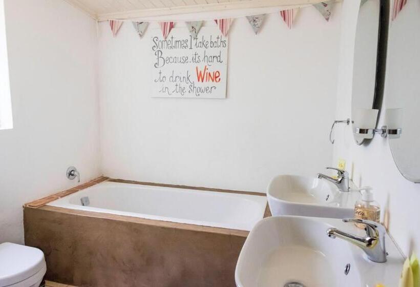 اتاق عادی, Peace Corner Cottages