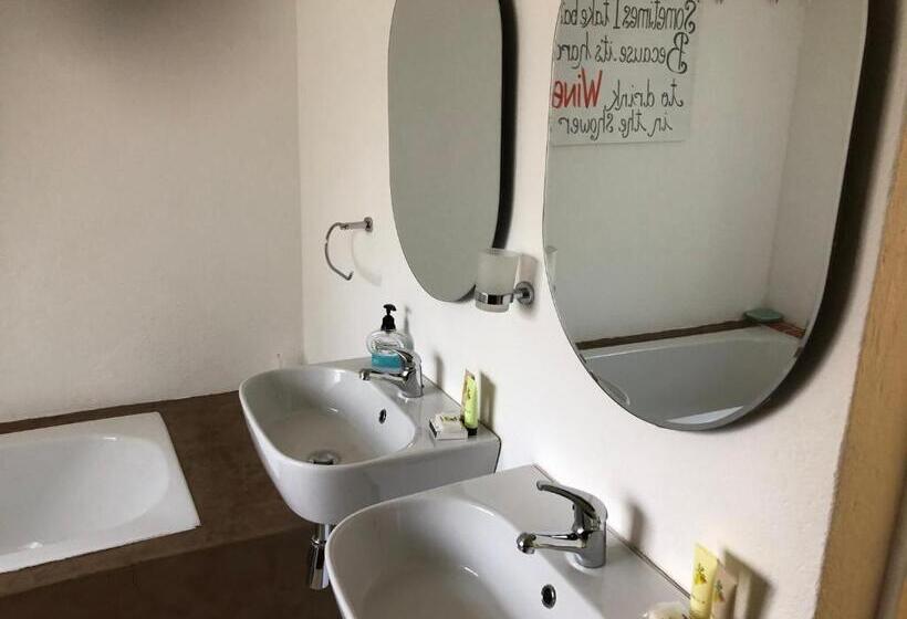 اتاق عادی, Peace Corner Cottages