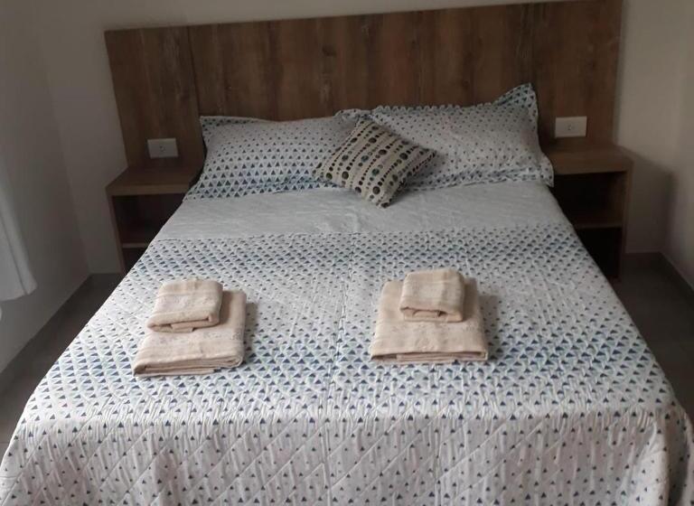 غرفة ديلوكس ثلاثية, Depto Temporario La Plata