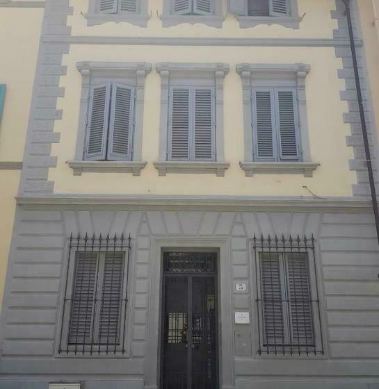 Economy Quadruple Room, La Petite Maison