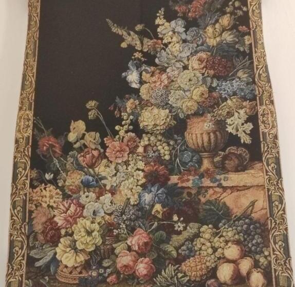 اتاق کلاسیک چهارنفره, La Petite Maison