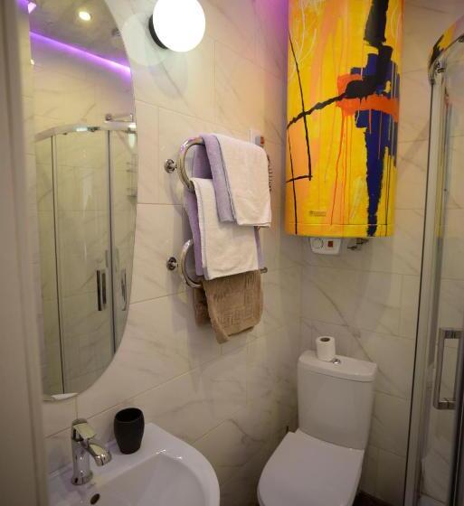 اتاق لوکس با بالکن, Kyiv Boutique Apartments