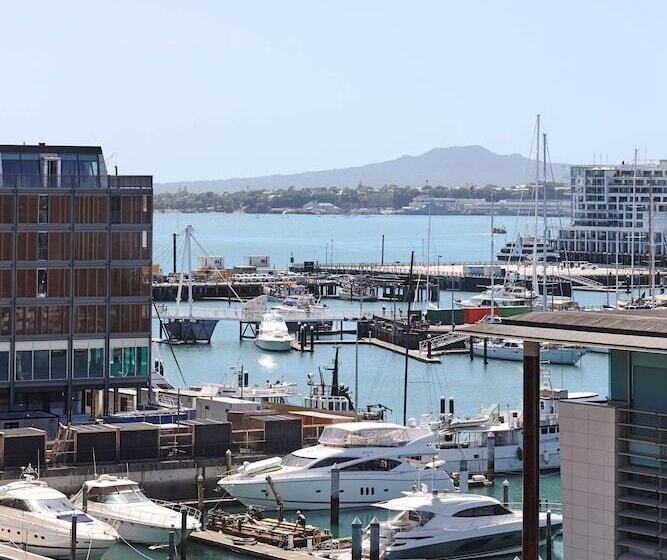 חדר סטנדרט עם נוף, Travelodge Hotel Auckland Wynyard Quarter