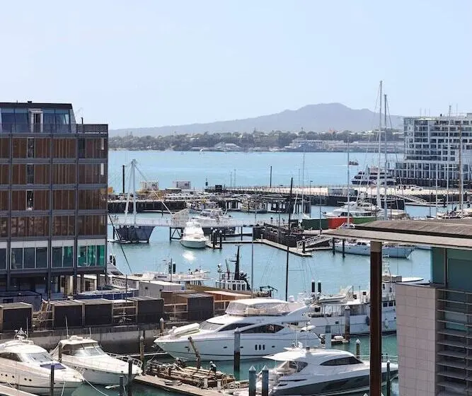シングルデラックスルーム, Travelodge Hotel Auckland Wynyard Quarter