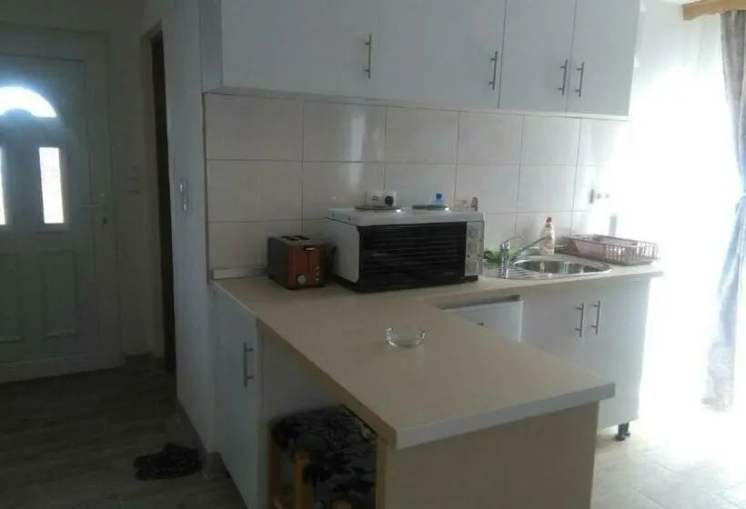 اتاق لوکس با چشم‌انداز شهر, Apartmani Babići