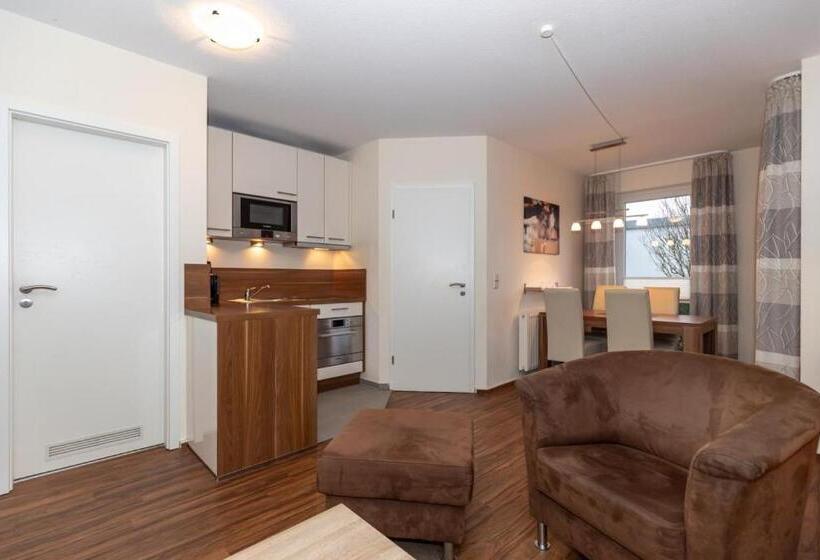 1 Sovrums Lägenhet, Yachthafenresidenz