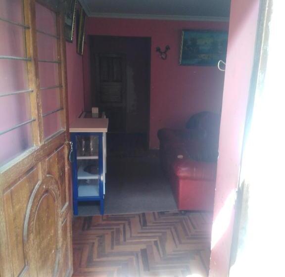 חדר משפחתי, Santa Ana Departamentos