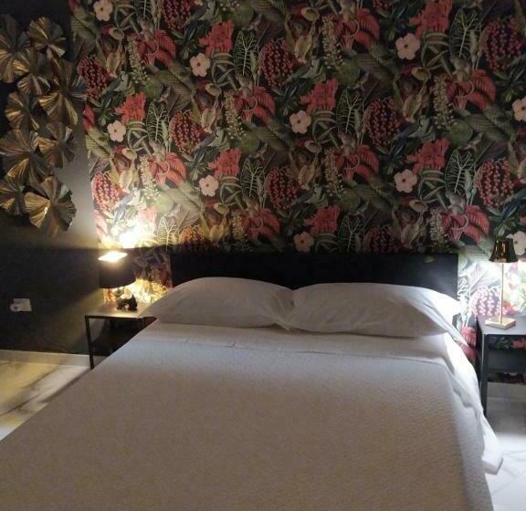 اتاق استاندارد با بالکن, Linda S Guest House