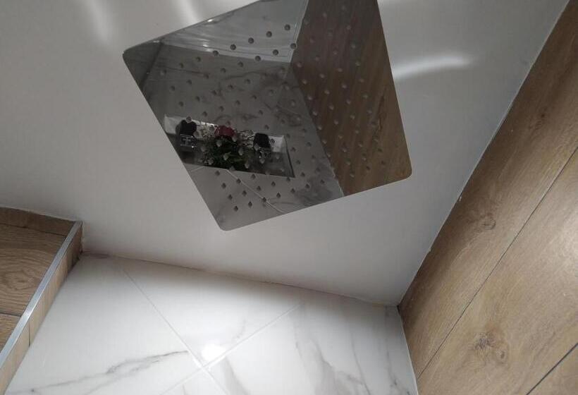 اتاق استاندارد با تخت بزرگ, Linda S Guest House